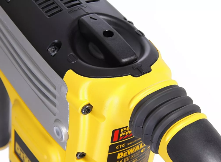 Перфоратор DeWalt D 25762 К купить в Губкинске