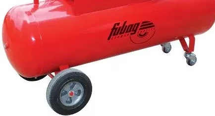 Компрессор масляный поршневой ременной В 5200В/200 СТ4 Fubag купить в Губкинске