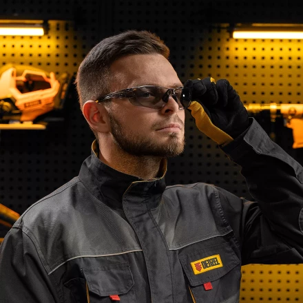 Очки защитные открытые Denzel 89200, поликарбонатные, дымчатая линза купить в Губкинске