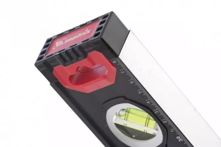 Уровень алюминиевый усиленный 400 мм MATRIX артикул 34360 купить в Губкинске