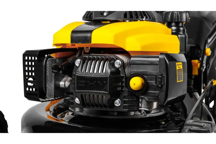 Бензиновая газонокосилка CHAMPION LM4215 купить в Губкинске