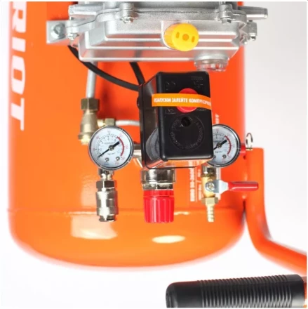 Компрессор масляный поршневой прямой привод PATRIOT EURO 50-260K набор KIT 5B купить в Губкинске