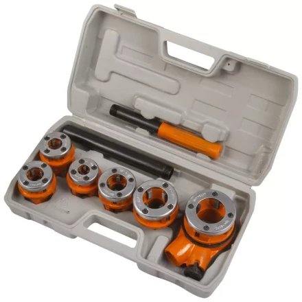 Набор клуппов 1/4-1,25 с трещеточным плашкодержателем SPARTA 773357 купить в Губкинске