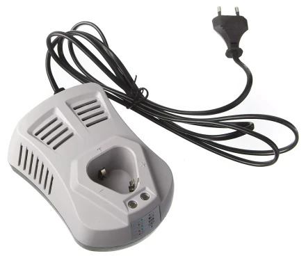 Зарядное устройство ЗУБР 12V 2A V000-006-063 купить в Губкинске