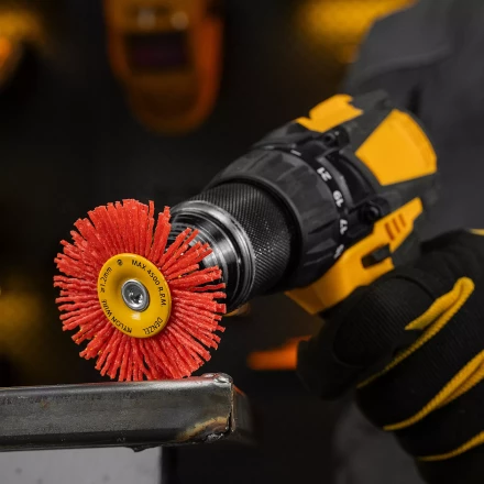 Щетка для дрели Denzel, 65 мм, Плоская, со шпилькой, нейлоновая щетина, 74433 купить в Губкинске