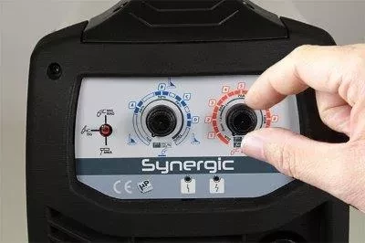 Сварочный полуавтомат MAXIMA 200 SYNERGIC Telwin купить в Губкинске