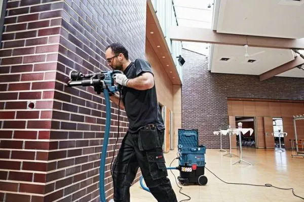 Насадка для пылеудаления Bosch GDE 16 PLUS (1.600.A00.15Z) купить в Губкинске