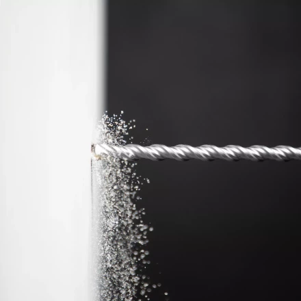 Бур по бетону Denzel, 10 x 460 мм, двойная спираль, три пылеотводящие кромки, 705020 купить в Губкинске