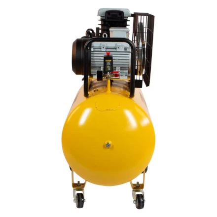 Компрессор воздушный BCI3000-T/200, ременный привод , 3.0 кВт, 200 литров, 530 л/мин Denzel 58119 купить в Губкинске