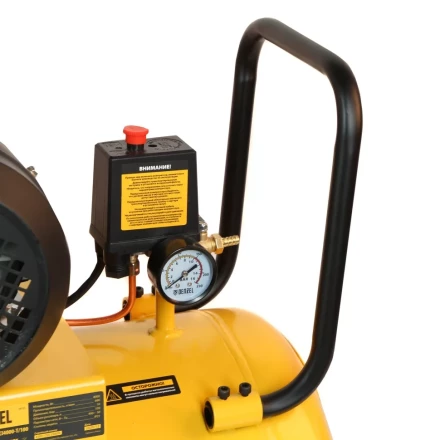 Компрессор воздушный BCI3000-T/200, ременный привод , 3.0 кВт, 200 литров, 530 л/мин Denzel 58119 купить в Губкинске