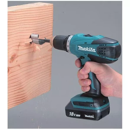 Аккумуляторная дрель -шуруповерт Makita DF457DWE купить в Губкинске