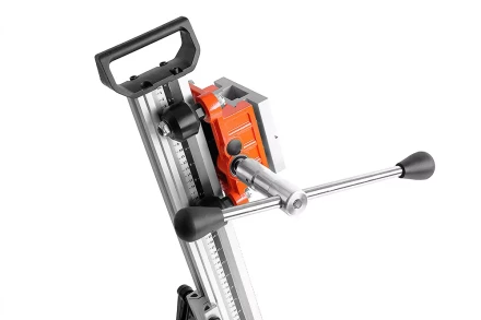 Стойка установки алмазного бурения MESSER SА-180 купить в Губкинске