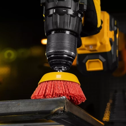 Щетка для дрели, 75 мм, Чашка, со шпилькой, нейлоновая щетина Denzel 74436 купить в Губкинске