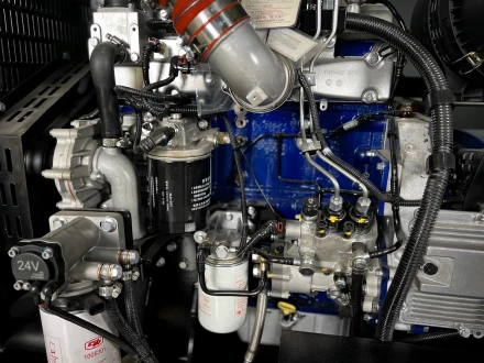 Дизельный генератор Vektor AD-70Y-T400 с АВР купить в Губкинске