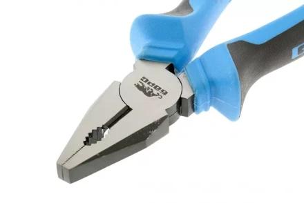 Плоскогубцы комбинированные 160 мм хром-ванадий двухкомпонентные рукоятки БАРС 16996 купить в Губкинске