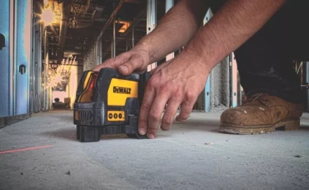 Нивелир лазерный DeWalt DW 0822 купить в Губкинске