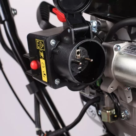 Бензиновый снегоуборщик PATRIOT PRO 800 E купить в Губкинске